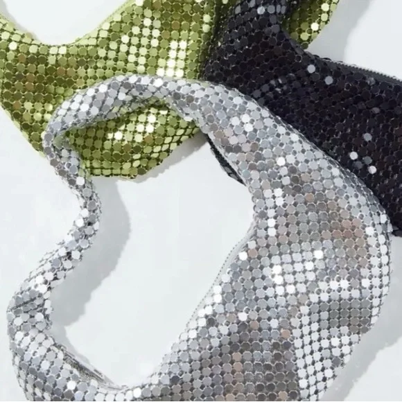 Urban Outfitters Chainmail Silver Retro Y2K Shoulder Bag | NWT - Picture 7 of 7